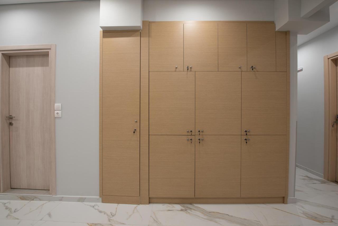 Rob Venture Suites At The Central Of Athens City Exterior photo