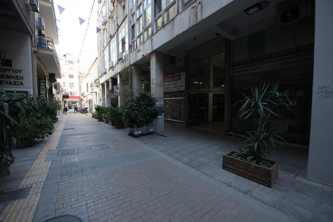 Rob Venture Suites At The Central Of Athens City Exterior photo