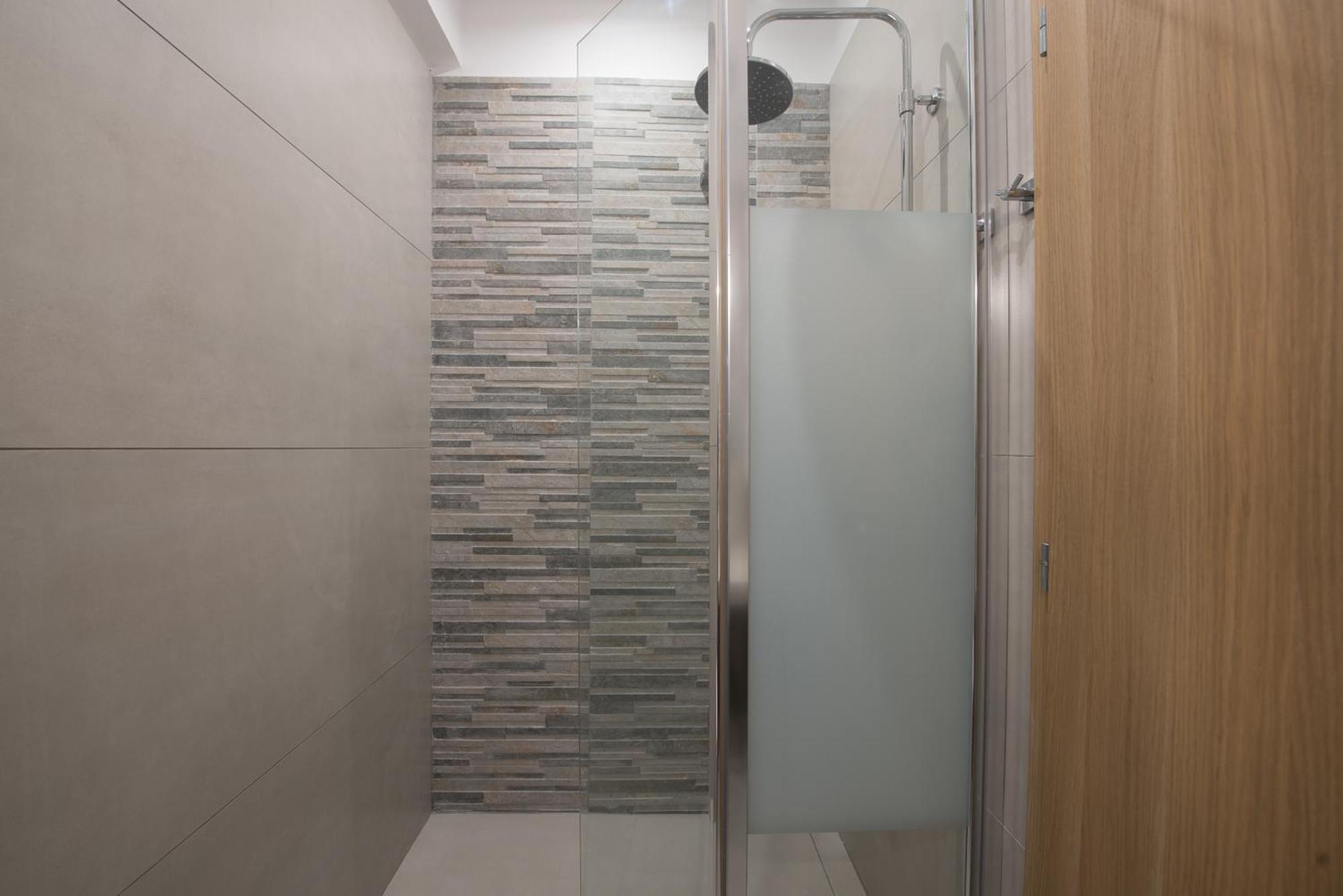 Rob Venture Suites At The Central Of Athens City Exterior photo