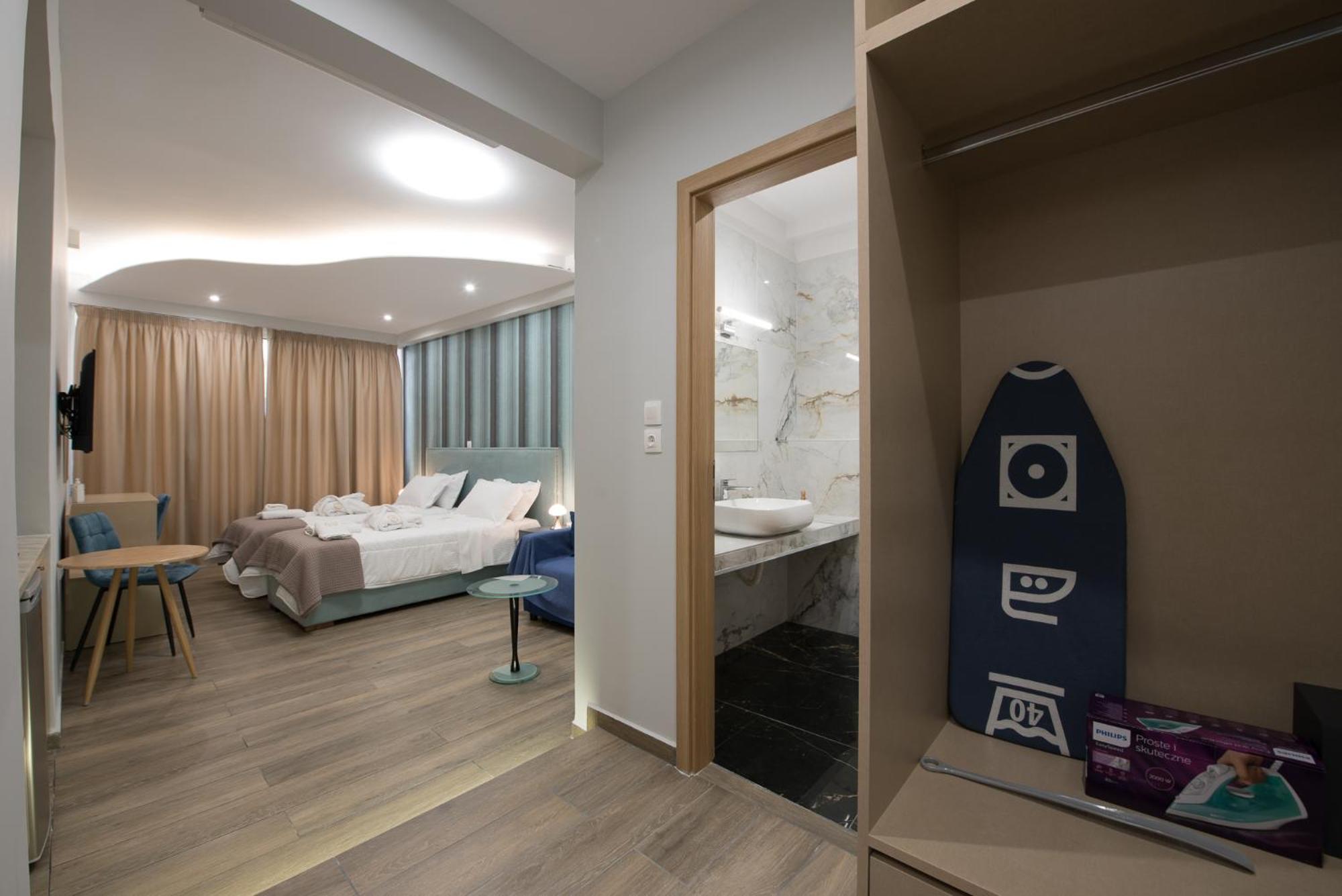 Rob Venture Suites At The Central Of Athens City Exterior photo