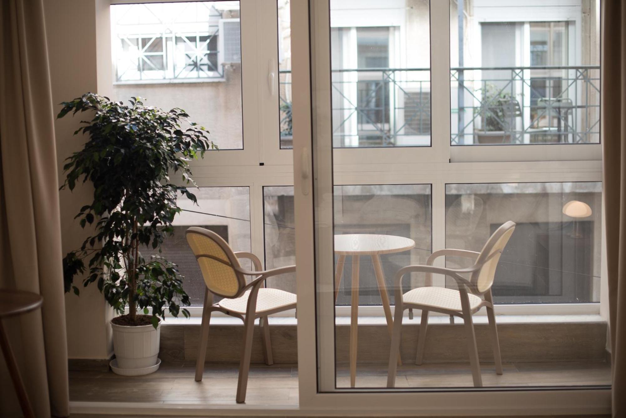Rob Venture Suites At The Central Of Athens City Room photo