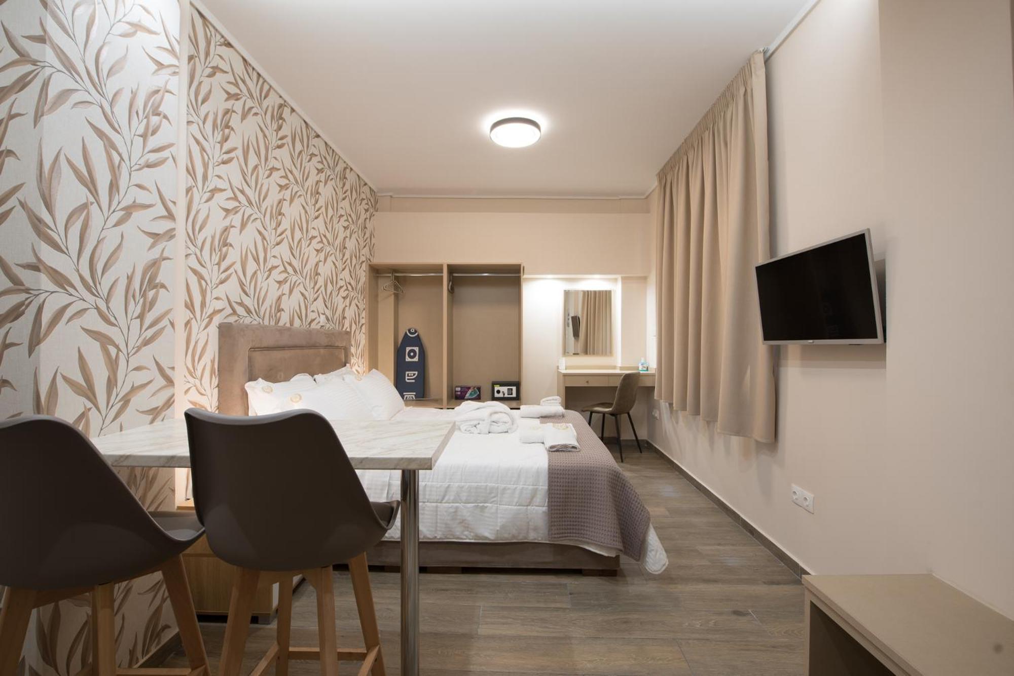 Rob Venture Suites At The Central Of Athens City Room photo