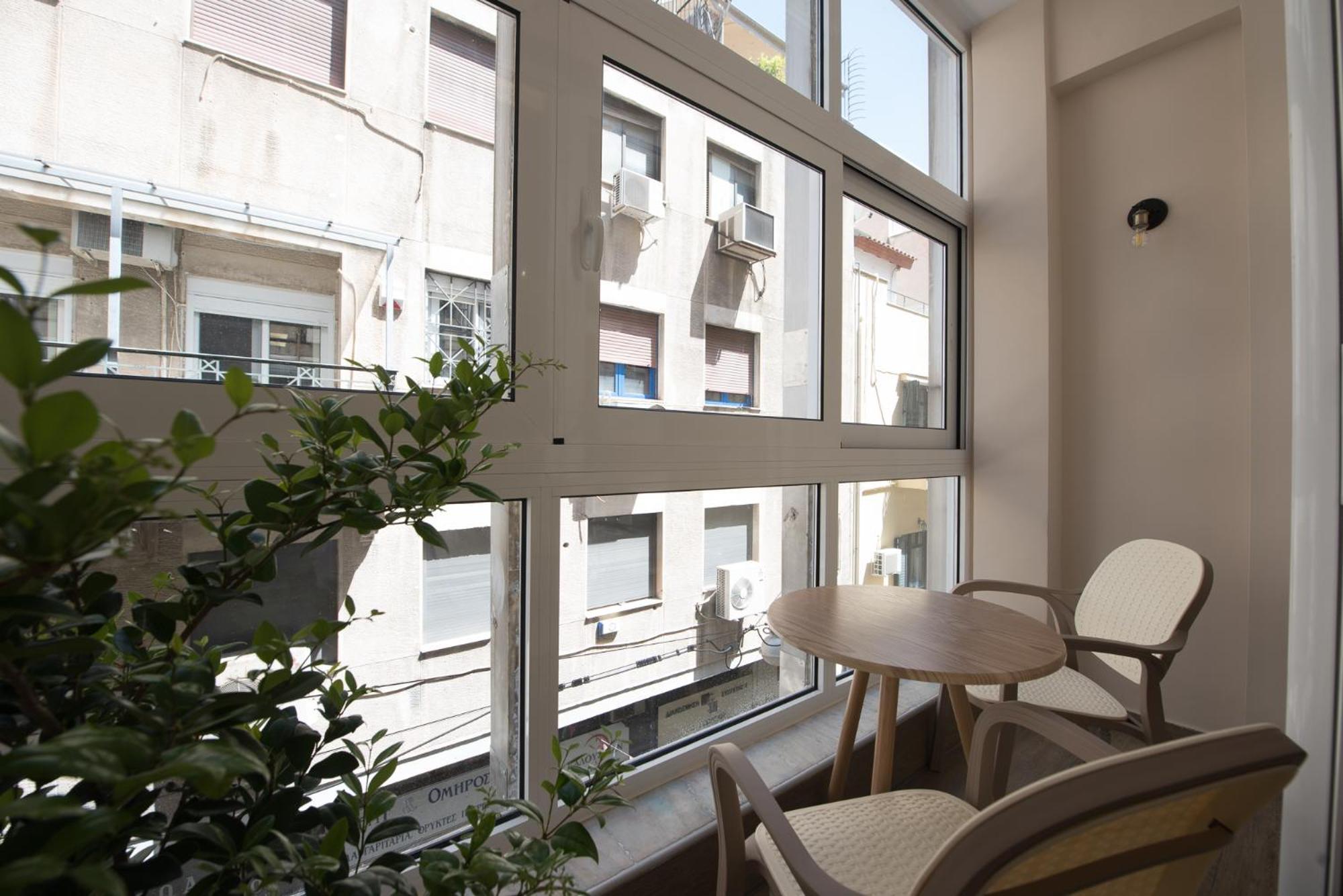 Rob Venture Suites At The Central Of Athens City Room photo